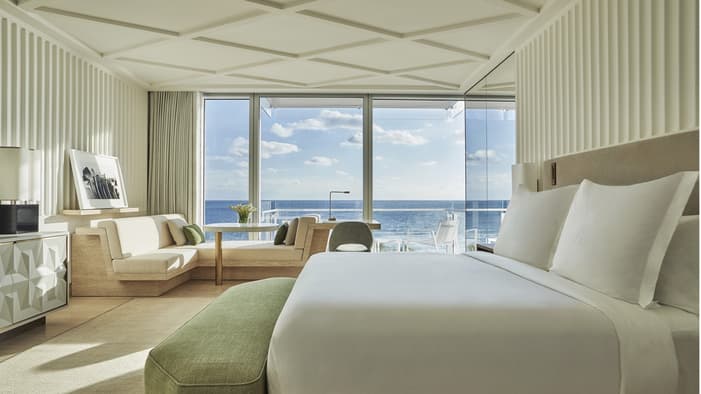 Four Seasons Surf Club exterior