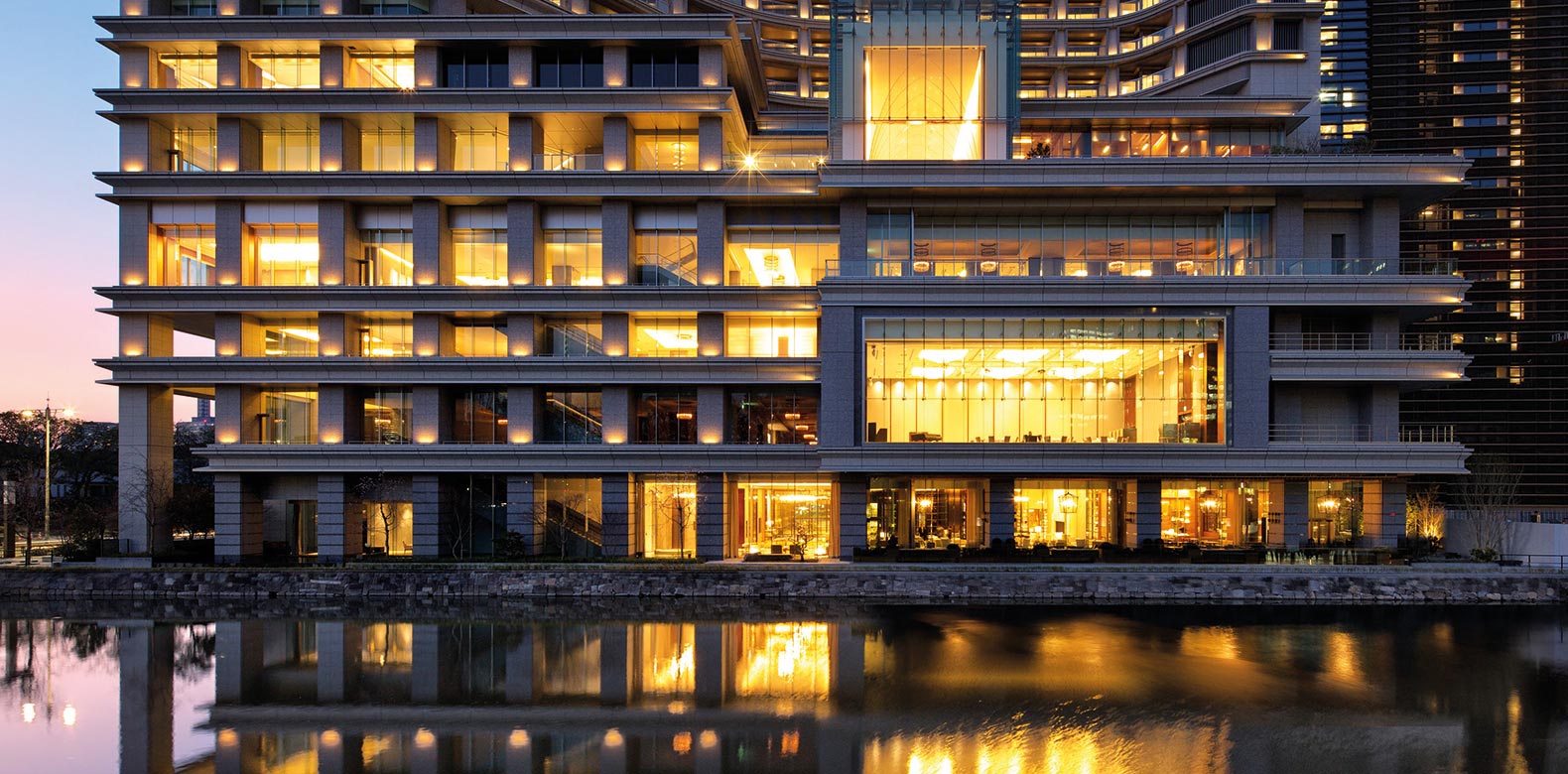 Palace Hotel Tokyo exterior at dusk