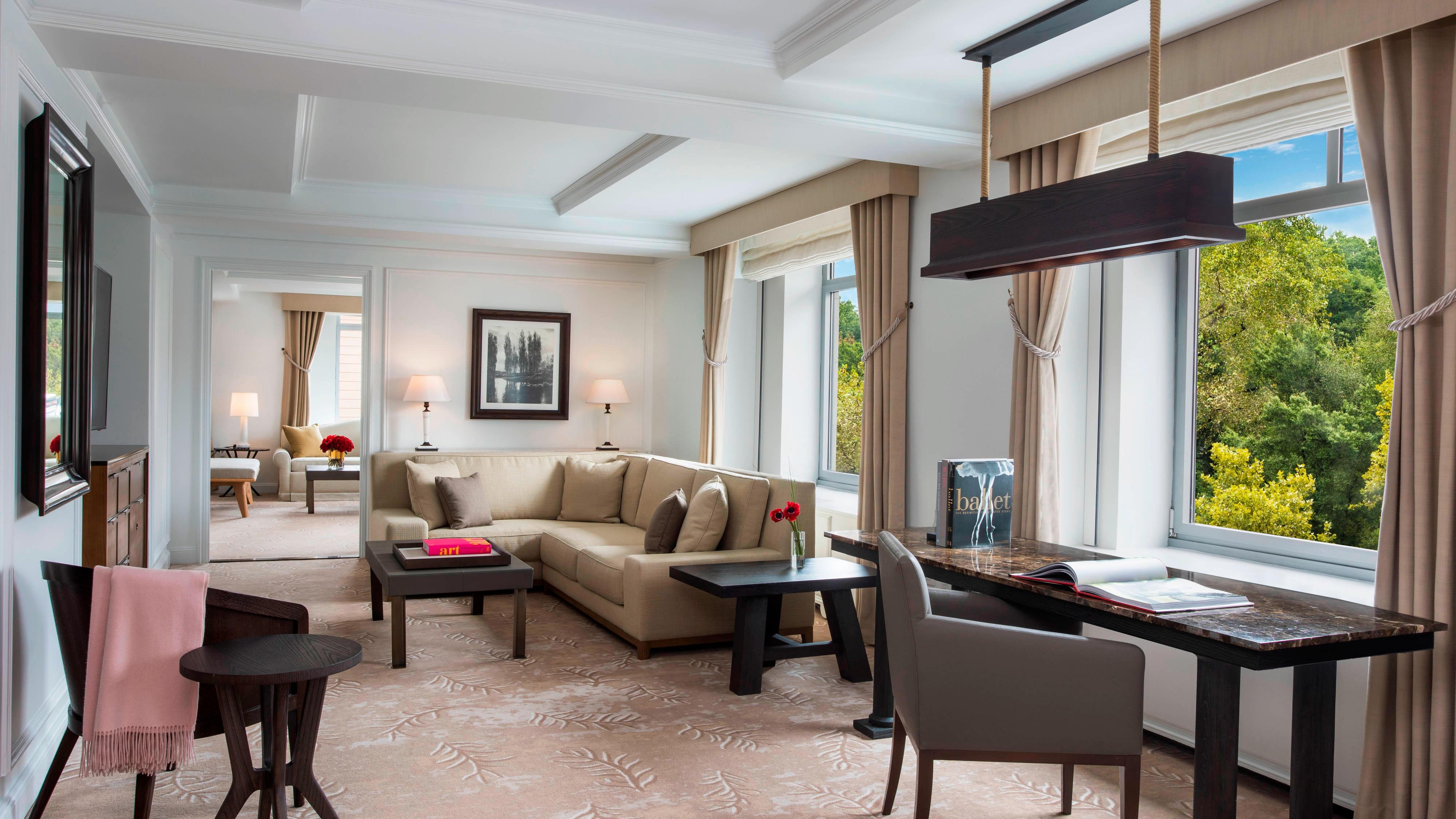 Ritz-Carlton New York Central Park Artists' Gate Suite